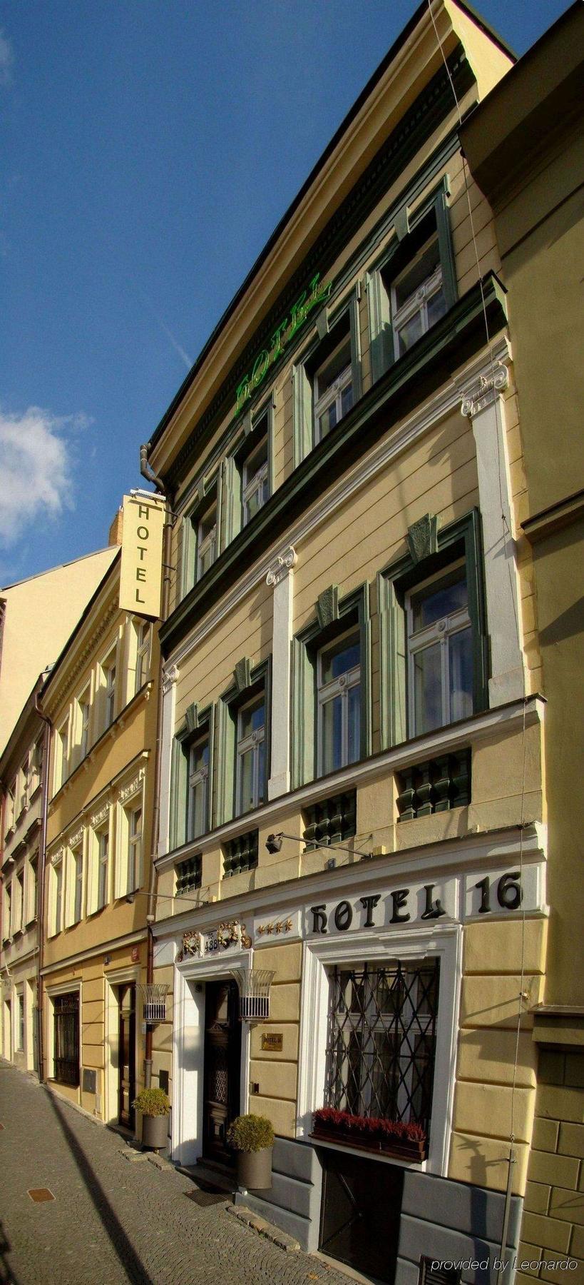 Boutique Hotel 16 Praga Esterno foto
